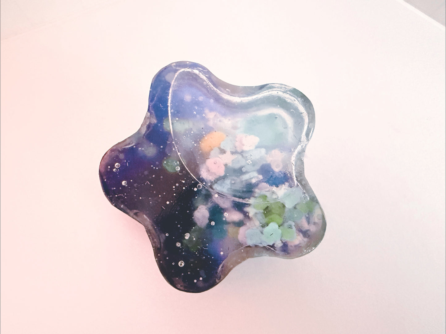 Lava Floating Charms Glow In Dark Tool